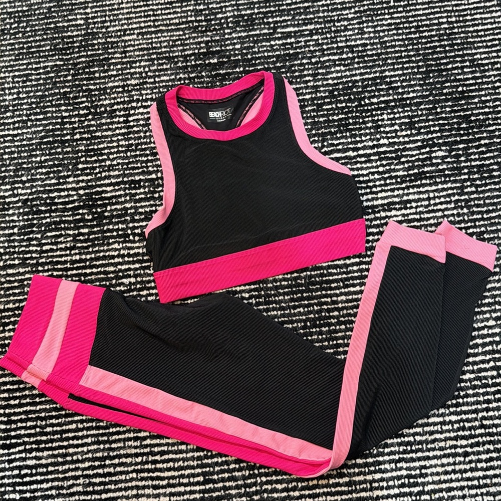 Beach riot set- never worn sold together - Activewear Set with pink Trim